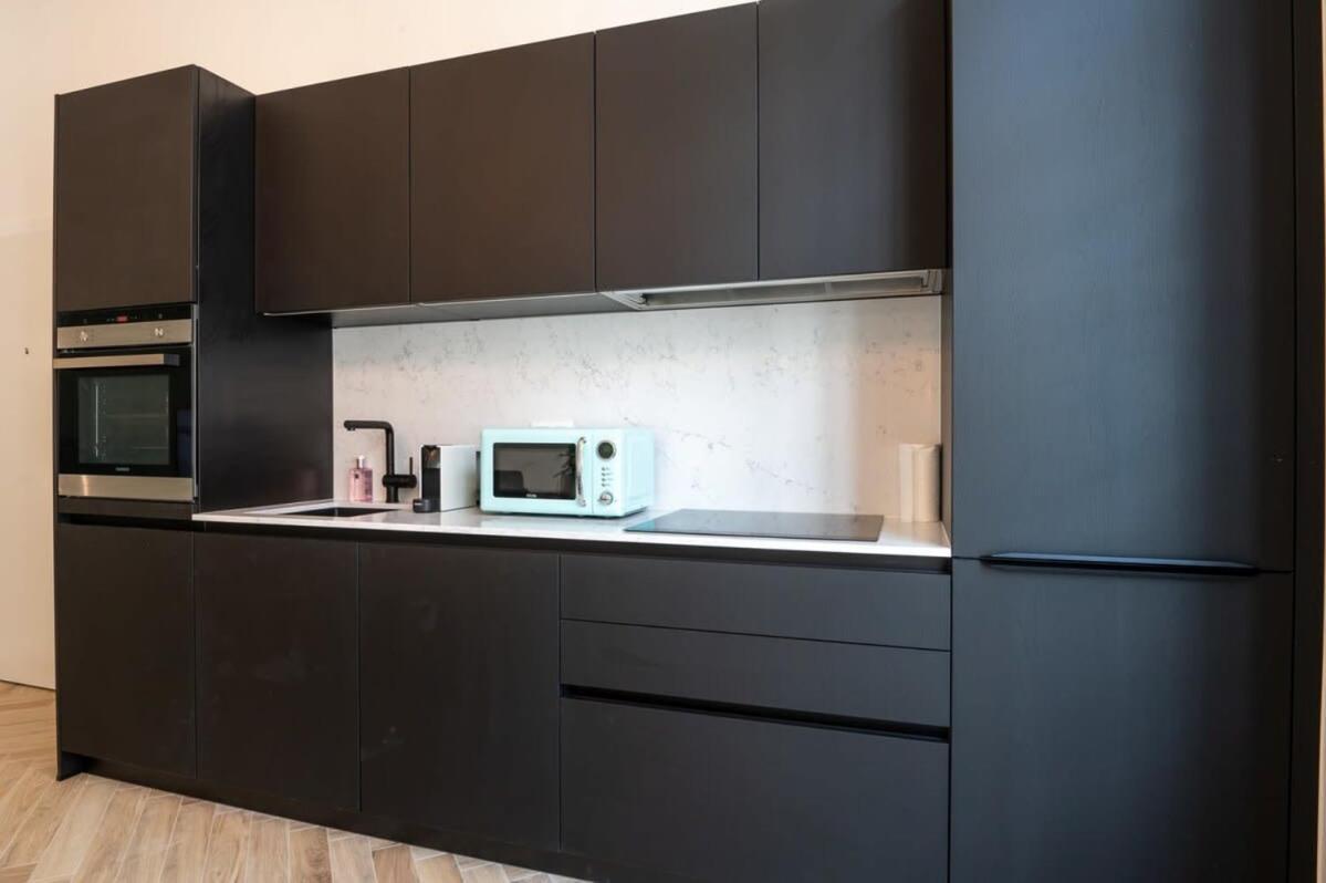 Beautiful Renovated Apartment In An Authentic Building Oostende Eksteriør bilde